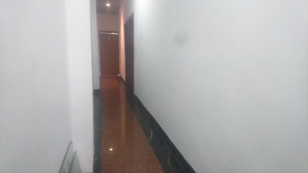 Sz Nine One Hotel Medan Bagian luar foto