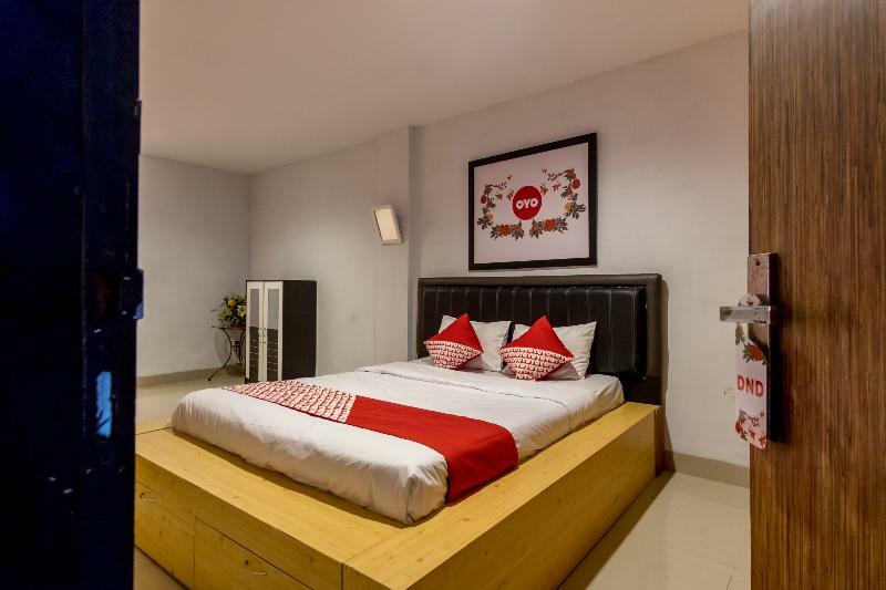 Sz Nine One Hotel Medan Bagian luar foto
