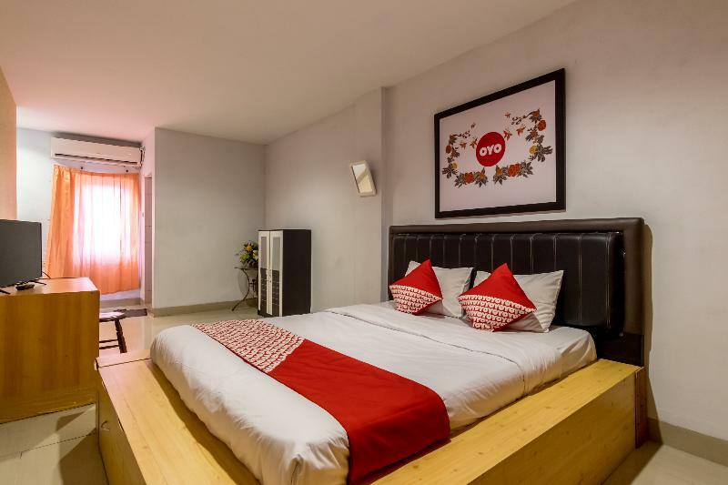 Sz Nine One Hotel Medan Bagian luar foto