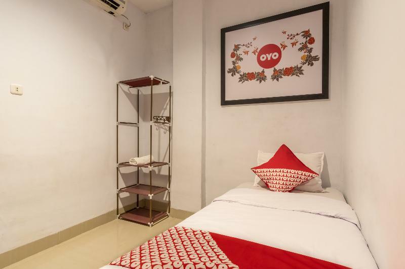Sz Nine One Hotel Medan Bagian luar foto