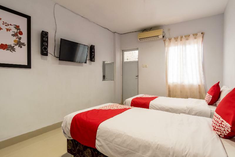 Sz Nine One Hotel Medan Bagian luar foto