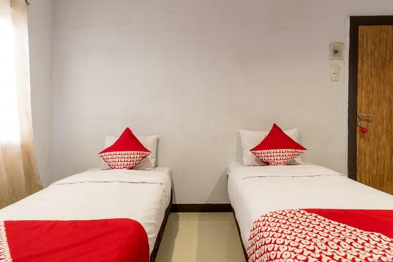 Sz Nine One Hotel Medan Bagian luar foto